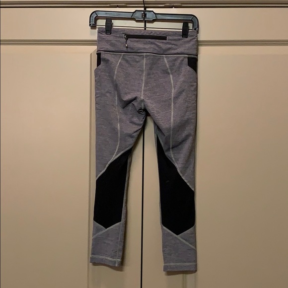 Lululemon Crop - Picture 4 of 6